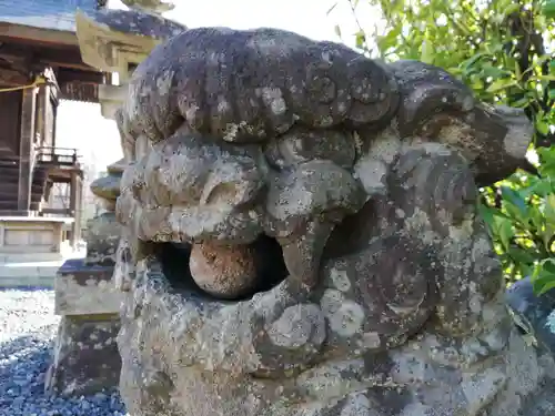 安積疎水神社の狛犬