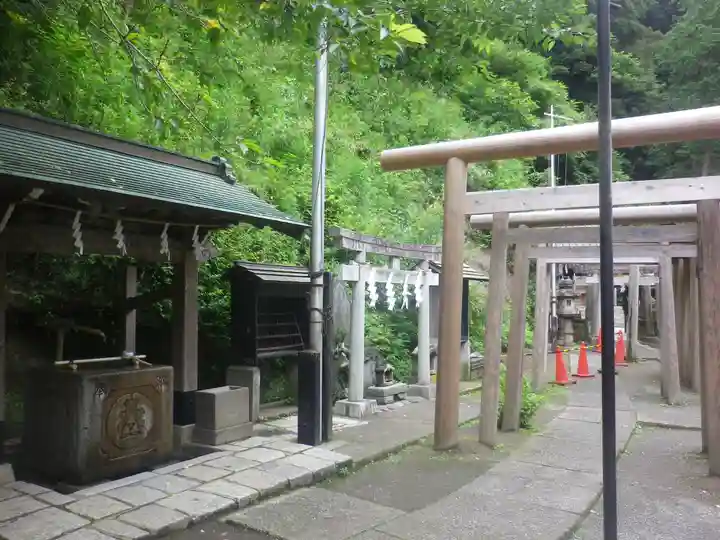 銭洗弁財天宇賀福神社のその他建物
