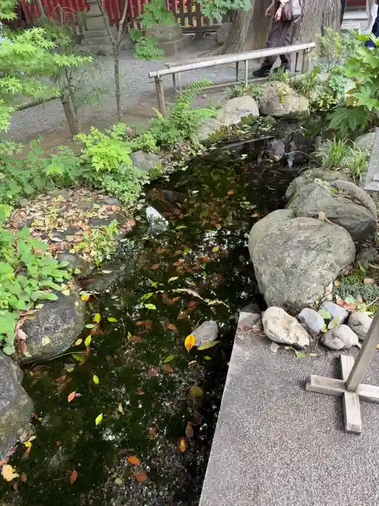 秩父神社の{uncategorized: "未分類", other: "その他", undefined: "問題あり", building: "その他建物", grave: "お墓", sacred_gate: "鳥居", guardian: "狛犬", statue: "像", buddha: "仏像", history: "歴史", nature: "自然", garden: "庭園", animal: "動物", pagoda: "塔", temizu: "手水舎", mountain_gate: "山門・神門", sanctuary: "本殿・本堂", subordinate: "末社・摂社", art: "芸術", scenery: "景色", jizo: "地蔵", ema: "絵馬", goshuin: "御朱印", omikuji: "おみくじ", items: "授与品その他", amulet: "お守り", goshuincho: "御朱印帳", eats: "食事", festival: "お祭り", votive_dance: "神楽", shichigosan: "七五三参", wedding: "結婚式", experience: "体験その他", initially: "初詣", around: "周辺", anti_infection: "感染症対策"}