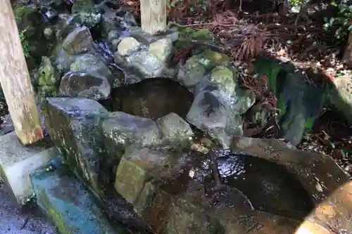 健武山神社の手水舎