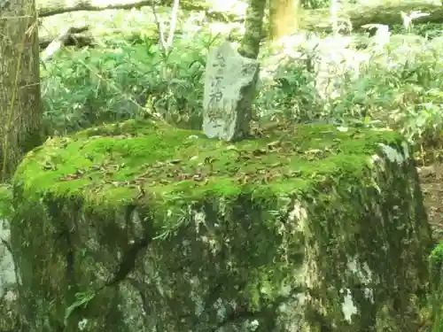 血洗神社の庭園