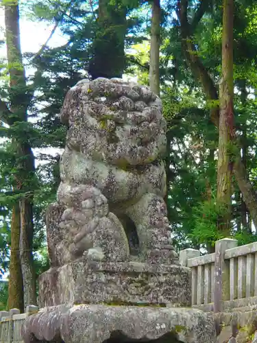 大宮五十鈴神社の狛犬