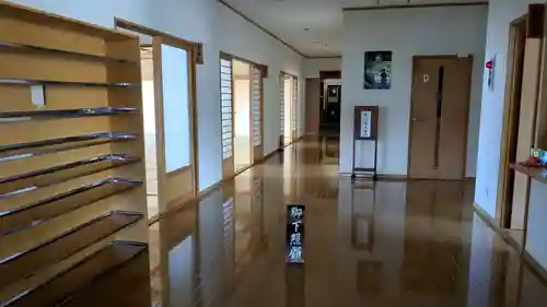 隆国寺の本殿・本堂