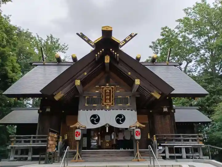 旭川神社の本殿・本堂