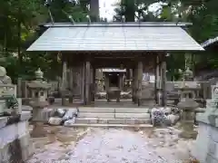 鳴谷神社の本殿