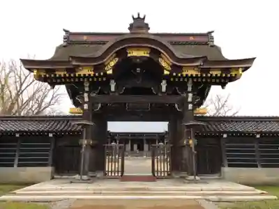 勝興寺の山門・神門