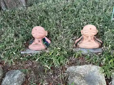 見立寺の{uncategorized: "未分類", other: "その他", undefined: "問題あり", building: "その他建物", grave: "お墓", sacred_gate: "鳥居", guardian: "狛犬", statue: "像", buddha: "仏像", history: "歴史", nature: "自然", garden: "庭園", animal: "動物", pagoda: "塔", temizu: "手水舎", mountain_gate: "山門・神門", sanctuary: "本殿・本堂", subordinate: "末社・摂社", art: "芸術", scenery: "景色", jizo: "地蔵", ema: "絵馬", goshuin: "御朱印", omikuji: "おみくじ", items: "授与品その他", amulet: "お守り", goshuincho: "御朱印帳", eats: "食事", festival: "お祭り", votive_dance: "神楽", shichigosan: "七五三参", wedding: "結婚式", experience: "体験その他", initially: "初詣", around: "周辺", anti_infection: "感染症対策"}