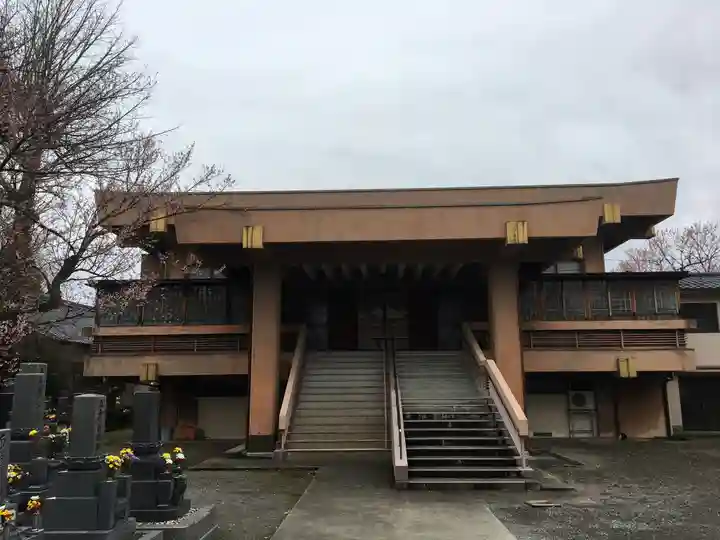 長勝寺の本殿・本堂