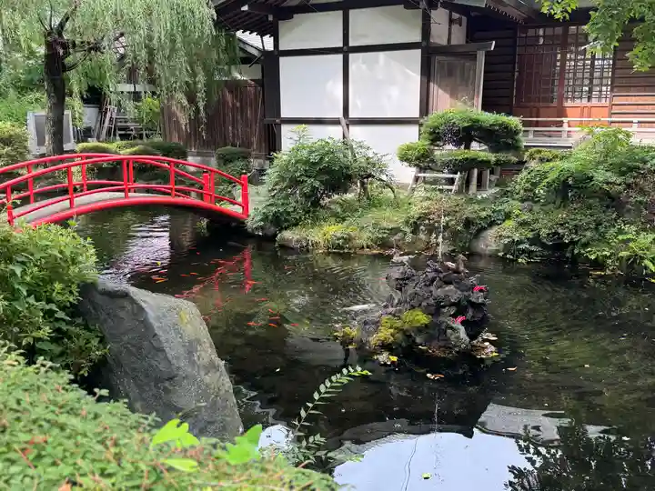小室浅間神社(山梨県)