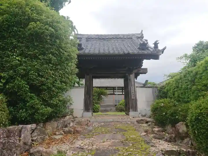 乗運寺の山門・神門