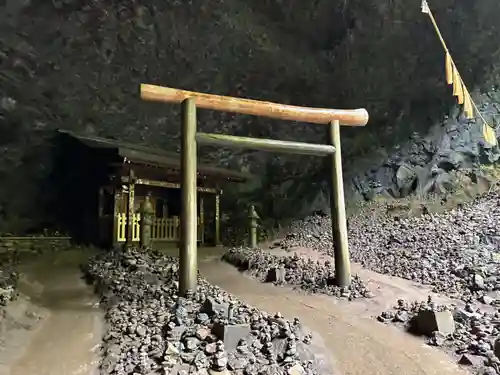 天安河原宮(宮崎県)