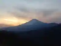 竜集大権現社の景色