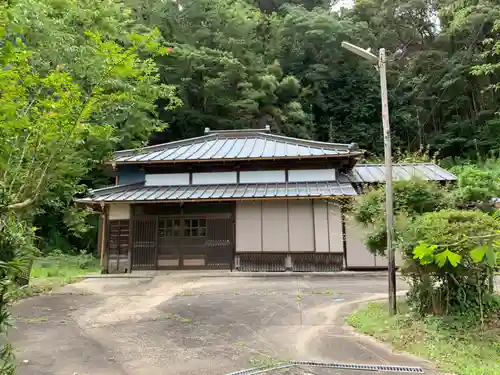 豊前寺の本殿・本堂