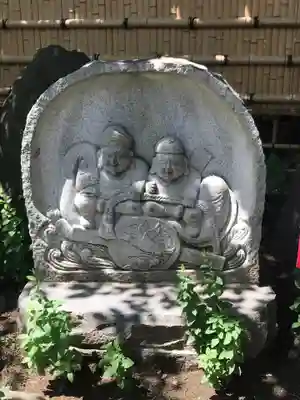 平塚三嶋神社の像