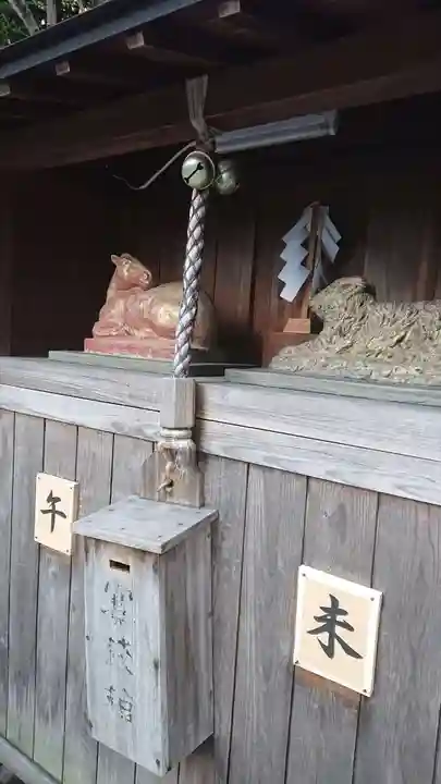 洲嵜神社の狛犬