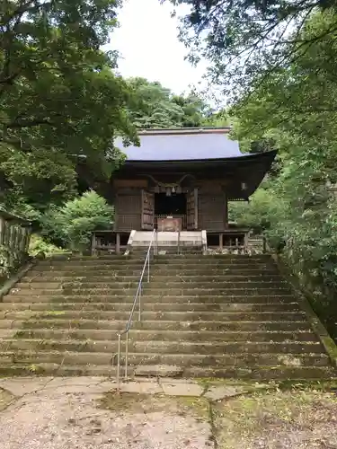 井戸神社の本殿