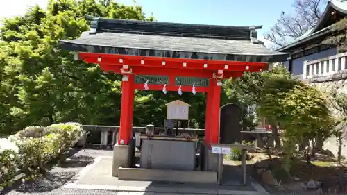 足利織姫神社の手水舎