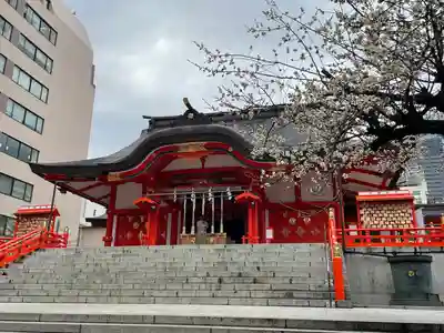 花園神社の本殿・本堂