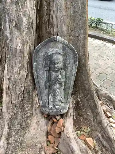 日出神社の地蔵