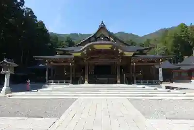 彌彦神社の本殿・本堂
