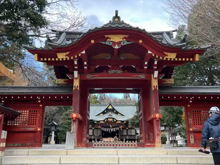 秩父神社の山門・神門