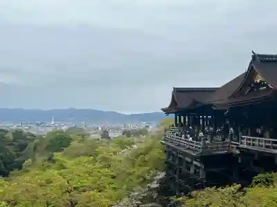 清水寺の{uncategorized: "未分類", other: "その他", undefined: "問題あり", building: "その他建物", grave: "お墓", sacred_gate: "鳥居", guardian: "狛犬", statue: "像", buddha: "仏像", history: "歴史", nature: "自然", garden: "庭園", animal: "動物", pagoda: "塔", temizu: "手水舎", mountain_gate: "山門・神門", sanctuary: "本殿・本堂", subordinate: "末社・摂社", art: "芸術", scenery: "景色", jizo: "地蔵", ema: "絵馬", goshuin: "御朱印", omikuji: "おみくじ", items: "授与品その他", amulet: "お守り", goshuincho: "御朱印帳", eats: "食事", festival: "お祭り", votive_dance: "神楽", shichigosan: "七五三参", wedding: "結婚式", experience: "体験その他", initially: "初詣", around: "周辺", anti_infection: "感染症対策"}