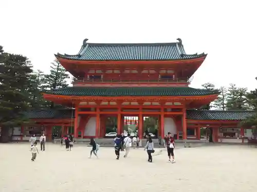 平安神宮の山門・神門
