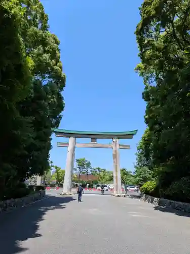 福岡縣護國神社の{uncategorized: "未分類", other: "その他", undefined: "問題あり", building: "その他建物", grave: "お墓", sacred_gate: "鳥居", guardian: "狛犬", statue: "像", buddha: "仏像", history: "歴史", nature: "自然", garden: "庭園", animal: "動物", pagoda: "塔", temizu: "手水舎", mountain_gate: "山門・神門", sanctuary: "本殿・本堂", subordinate: "末社・摂社", art: "芸術", scenery: "景色", jizo: "地蔵", ema: "絵馬", goshuin: "御朱印", omikuji: "おみくじ", items: "授与品その他", amulet: "お守り", goshuincho: "御朱印帳", eats: "食事", festival: "お祭り", votive_dance: "神楽", shichigosan: "七五三参", wedding: "結婚式", experience: "体験その他", initially: "初詣", around: "周辺", anti_infection: "感染症対策"}