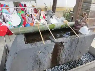 郡山八幡神社の手水舎