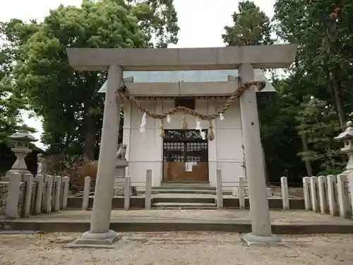 白山神社（狩宿）の鳥居