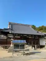 国分寺の本殿・本堂