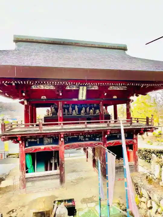 金昌寺の{uncategorized: "未分類", other: "その他", undefined: "問題あり", building: "その他建物", grave: "お墓", sacred_gate: "鳥居", guardian: "狛犬", statue: "像", buddha: "仏像", history: "歴史", nature: "自然", garden: "庭園", animal: "動物", pagoda: "塔", temizu: "手水舎", mountain_gate: "山門・神門", sanctuary: "本殿・本堂", subordinate: "末社・摂社", art: "芸術", scenery: "景色", jizo: "地蔵", ema: "絵馬", goshuin: "御朱印", omikuji: "おみくじ", items: "授与品その他", amulet: "お守り", goshuincho: "御朱印帳", eats: "食事", festival: "お祭り", votive_dance: "神楽", shichigosan: "七五三参", wedding: "結婚式", experience: "体験その他", initially: "初詣", around: "周辺", anti_infection: "感染症対策"}