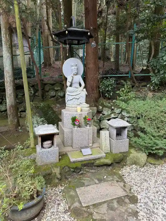 宝山寺の{uncategorized: "未分類", other: "その他", undefined: "問題あり", building: "その他建物", grave: "お墓", sacred_gate: "鳥居", guardian: "狛犬", statue: "像", buddha: "仏像", history: "歴史", nature: "自然", garden: "庭園", animal: "動物", pagoda: "塔", temizu: "手水舎", mountain_gate: "山門・神門", sanctuary: "本殿・本堂", subordinate: "末社・摂社", art: "芸術", scenery: "景色", jizo: "地蔵", ema: "絵馬", goshuin: "御朱印", omikuji: "おみくじ", items: "授与品その他", amulet: "お守り", goshuincho: "御朱印帳", eats: "食事", festival: "お祭り", votive_dance: "神楽", shichigosan: "七五三参", wedding: "結婚式", experience: "体験その他", initially: "初詣", around: "周辺", anti_infection: "感染症対策"}