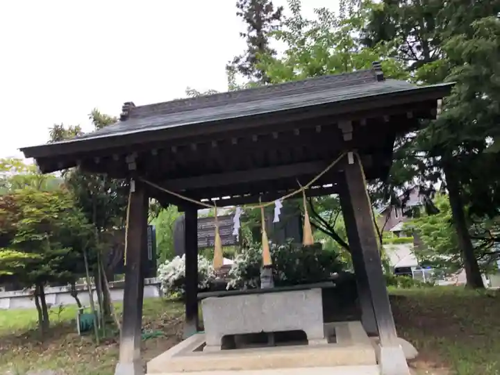 岡田神社の手水舎