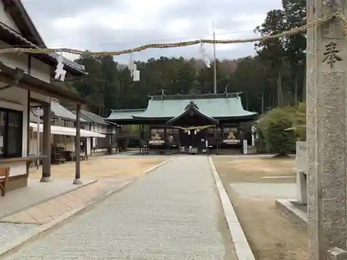 安仁神社の建物その他