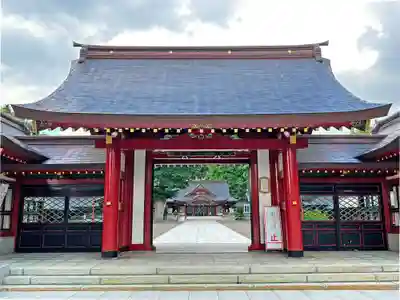 北海道護國神社の山門・神門
