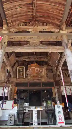 岡寺（龍蓋寺）の本殿・本堂