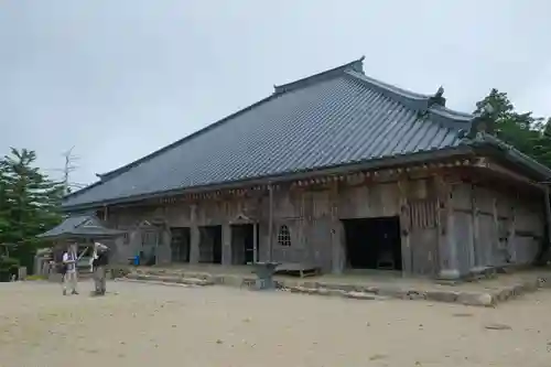 大峯山寺の本殿・本堂