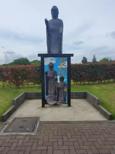 東本願寺本廟 牛久浄苑（牛久大仏）(茨城県)