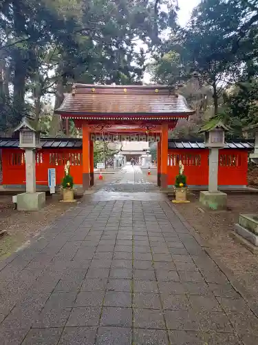 息栖神社の{uncategorized: "未分類", other: "その他", undefined: "問題あり", building: "その他建物", grave: "お墓", sacred_gate: "鳥居", guardian: "狛犬", statue: "像", buddha: "仏像", history: "歴史", nature: "自然", garden: "庭園", animal: "動物", pagoda: "塔", temizu: "手水舎", mountain_gate: "山門・神門", sanctuary: "本殿・本堂", subordinate: "末社・摂社", art: "芸術", scenery: "景色", jizo: "地蔵", ema: "絵馬", goshuin: "御朱印", omikuji: "おみくじ", items: "授与品その他", amulet: "お守り", goshuincho: "御朱印帳", eats: "食事", festival: "お祭り", votive_dance: "神楽", shichigosan: "七五三参", wedding: "結婚式", experience: "体験その他", initially: "初詣", around: "周辺", anti_infection: "感染症対策"}