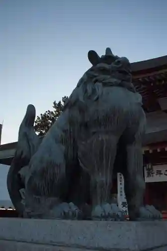 五社神社　諏訪神社の狛犬