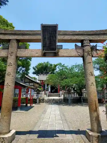 元郷氷川神社の鳥居