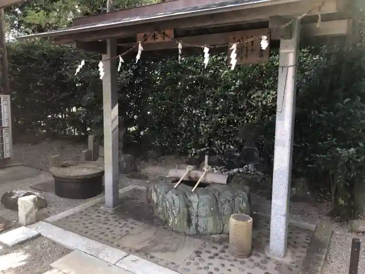 二十五柱神社の手水舎