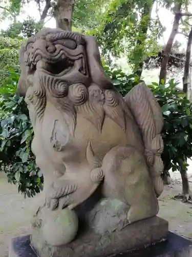 真清田神社の狛犬