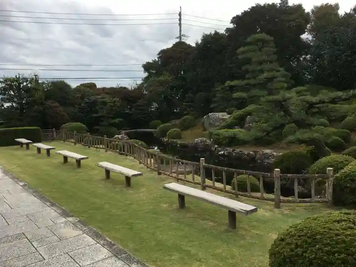 養学院の庭園