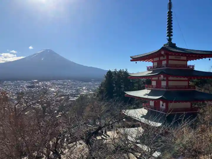 新倉富士浅間神社(山梨県)