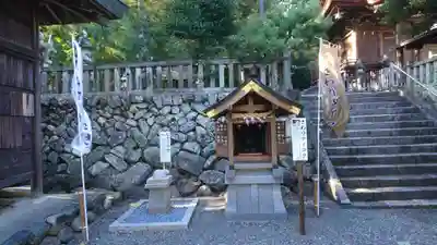 三輪神社の末社・摂社