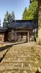 立山寺の本殿