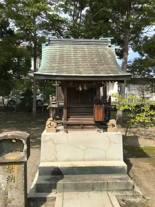 阿羅波比神社の末社・摂社