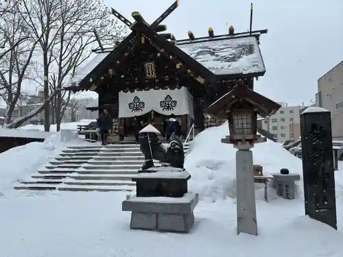 札幌諏訪神社の本殿・本堂